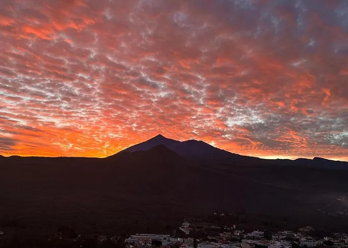 Apto Increible, Acogedor, Luminoso De Ambiente Muy Relajante Con Excelentes Vistas Y Servicios/ Amazing Apt With Sunset Lovely Views