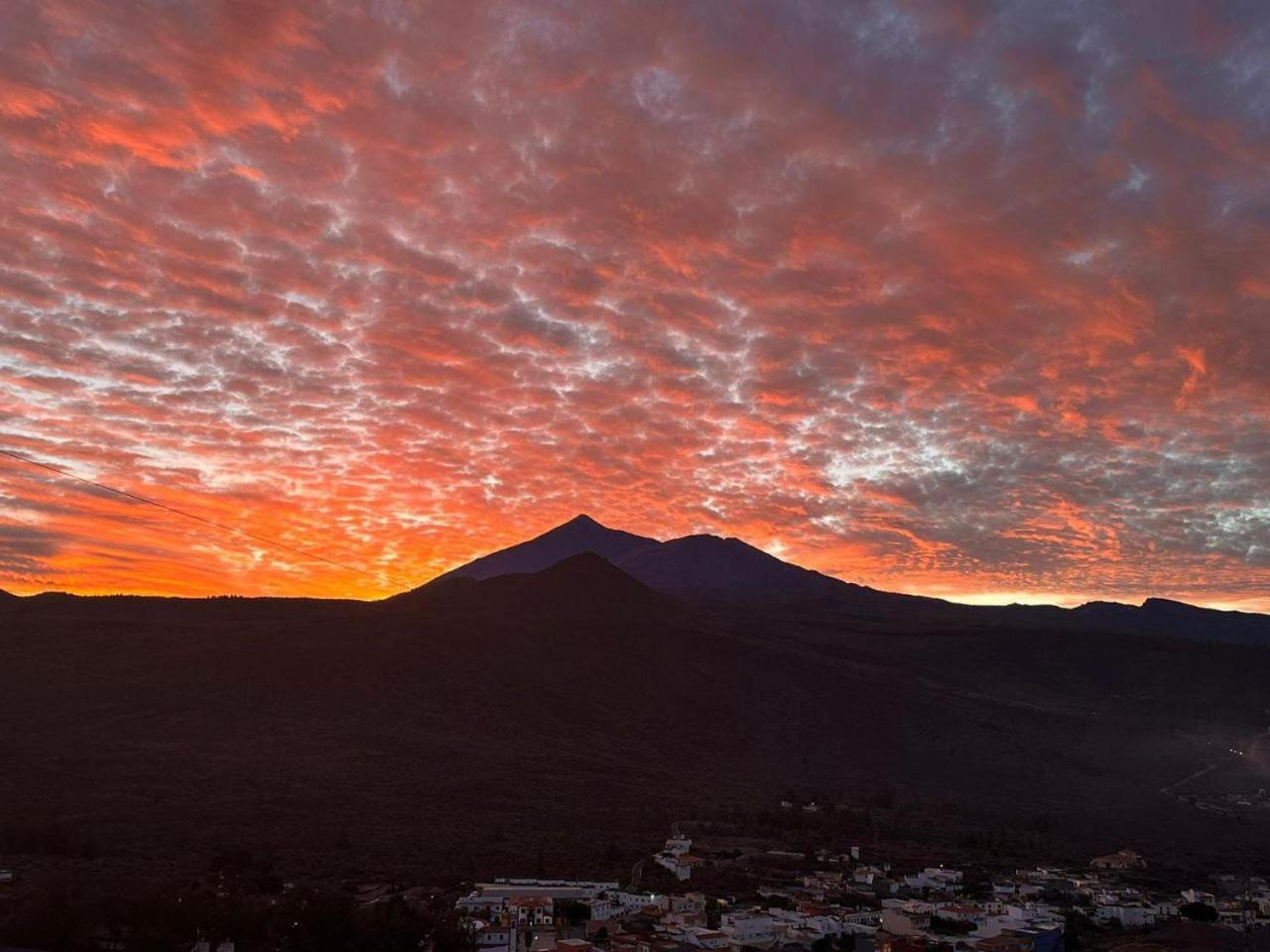 Apartment Apto Increible, Acogedor, Luminoso De Ambiente Muy Relajante Con Excelentes Vistas Y Servicios/ Amazing With Sunset Lovely Views Costa Adeje (Tenerife)